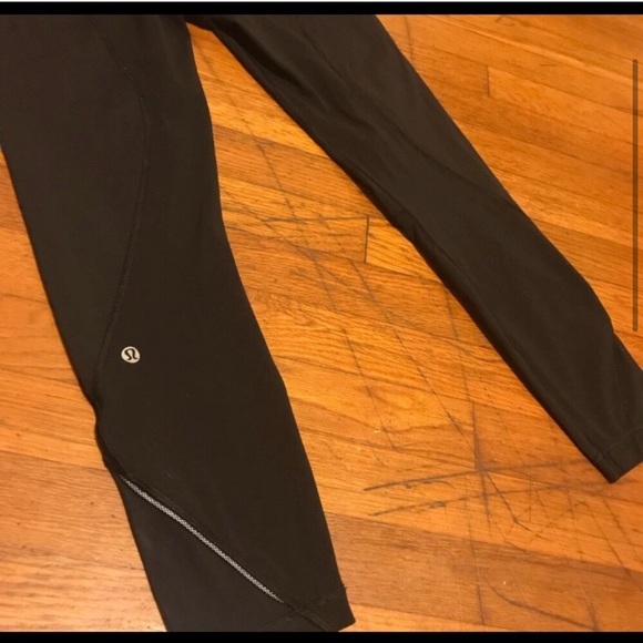 Lululemon inspire tight II mesh black size 4 - Picture 3 of 5